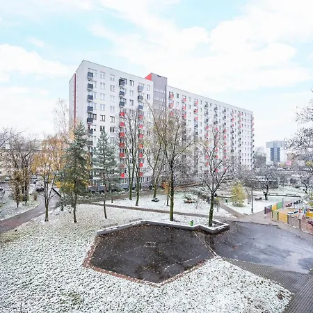 Wierzbno Modern By Bookinghost *