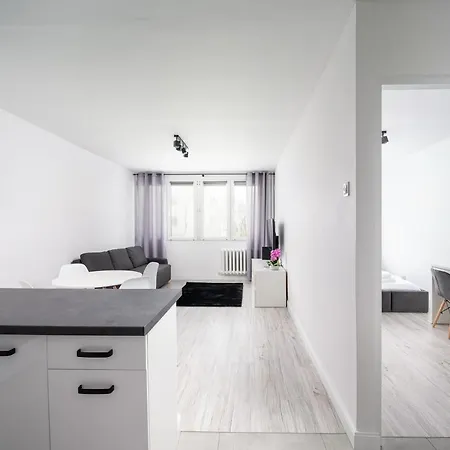 Wierzbno Modern By Bookinghost 아파트 *