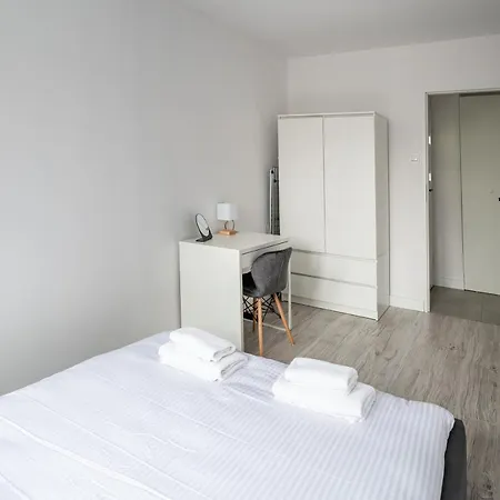 Apartamento Wierzbno Modern By Bookinghost Varsóvia