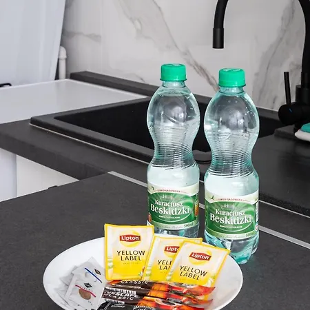 Wierzbno Modern By Bookinghost *