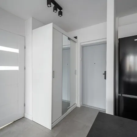 Apartman Wierzbno Modern By Bookinghost