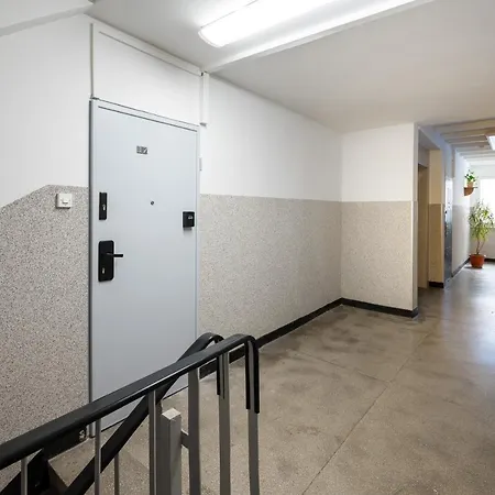 Wierzbno Modern By Bookinghost Apartman Varsó